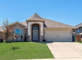 212 Creekwood Dr, Princeton, TX 75407
