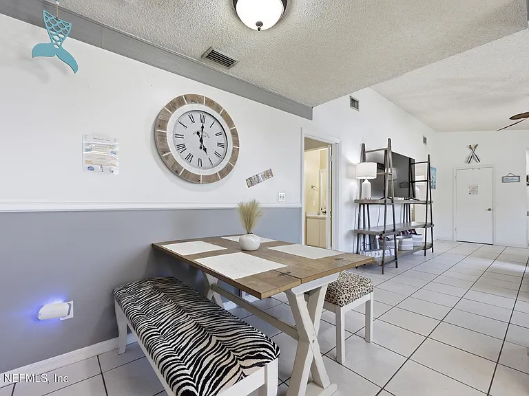 6 Lisbon St #A/B — Photo 8