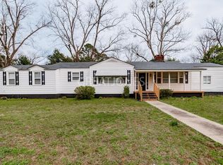 979 Meadowbrook Rd, Sumter, SC 29153