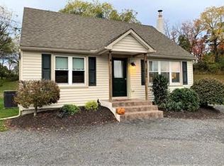 3996 New Smithville Rd, Kempton, PA 19529