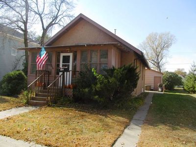 1122 E 1st St, Redfield, SD, 57469