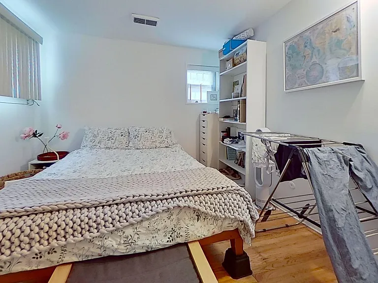 2613 Halsted — Photo 8
