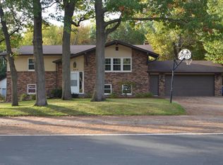 646 Mound Ave, Shoreview, MN 55126