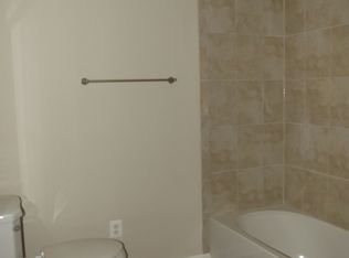 921 White Oak Rd, Fredericksburg, VA 22405