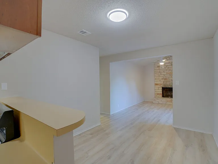 1206 Westcott Dr — Photo 9