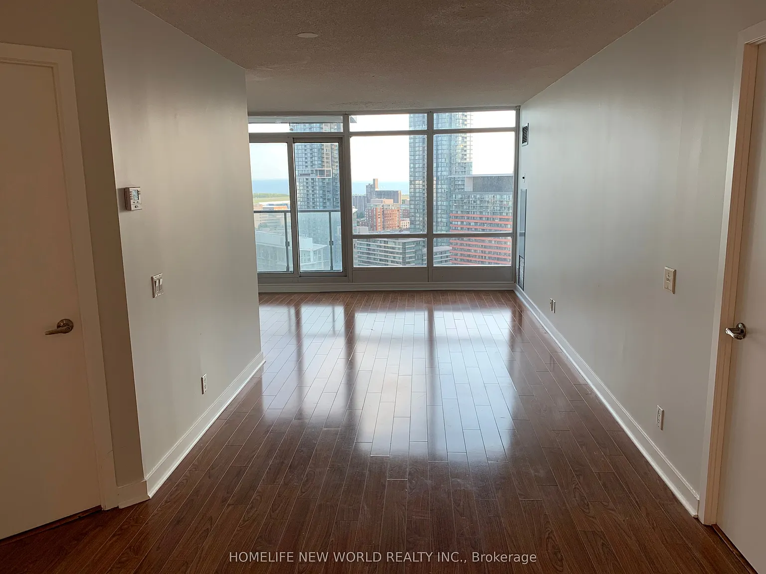 3 bed, $3,500 — Photo 4