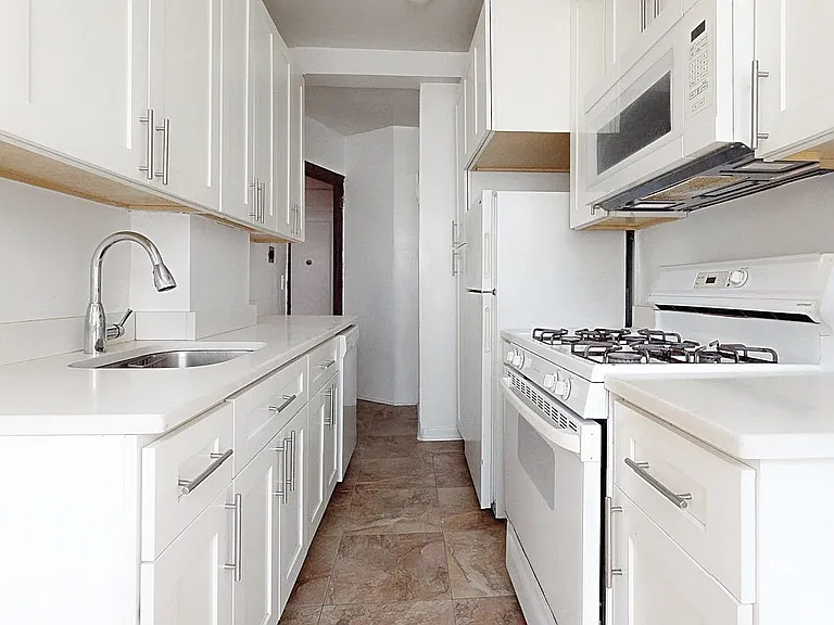 145 W 96th St #14C — Photo 4