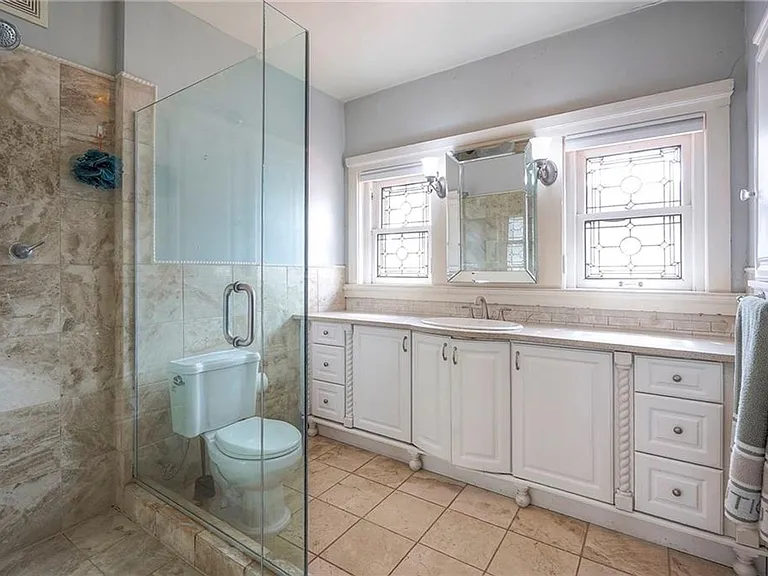 712 E Armour Blvd — Photo 17