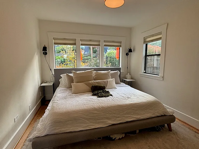 3061 NW Wilson St — Photo 8