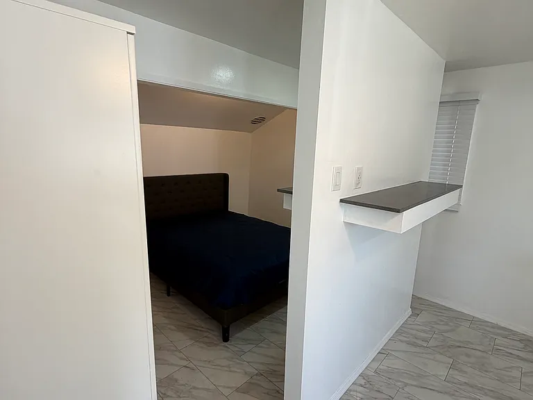 14051 Paramount Blvd #1/2 — Photo 12