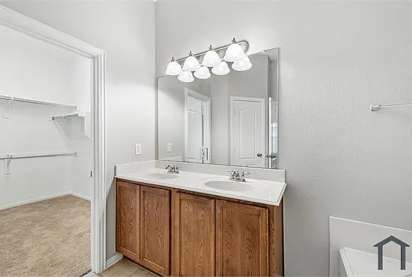2109 Michelle Creek Dr — Photo 17