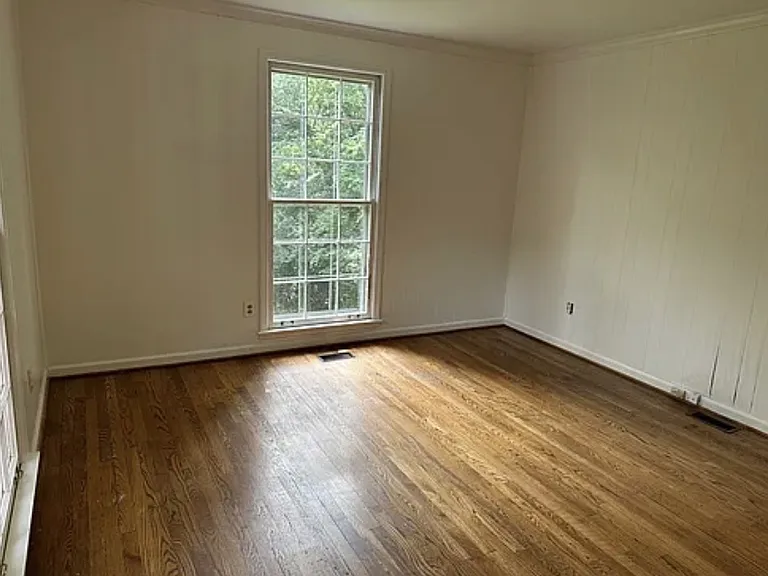 620 Royal Oaks Pl — Photo 10