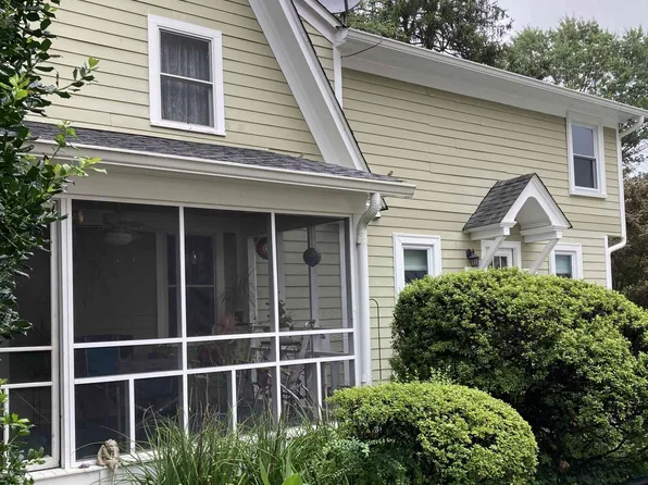 420 S Maple Ave, Purcellville, VA 20132