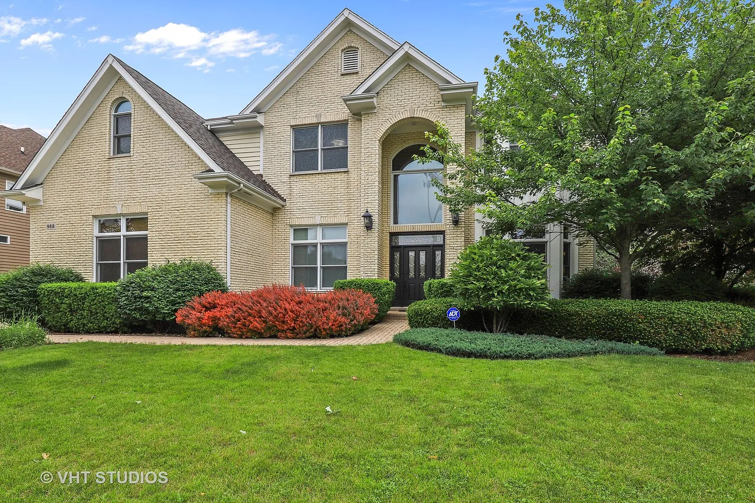 968 Danielson Ct photo 1