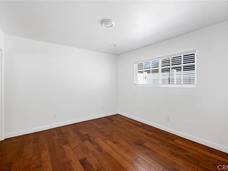 7044 White Oak Ave — Photo 16