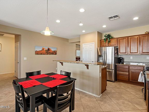 3rd image of 41112 N Prestancia Dr