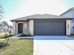 1003 Maple Sunset Ct, Houston, TX 77090
