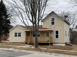 815 State St, Algoma, WI 54201