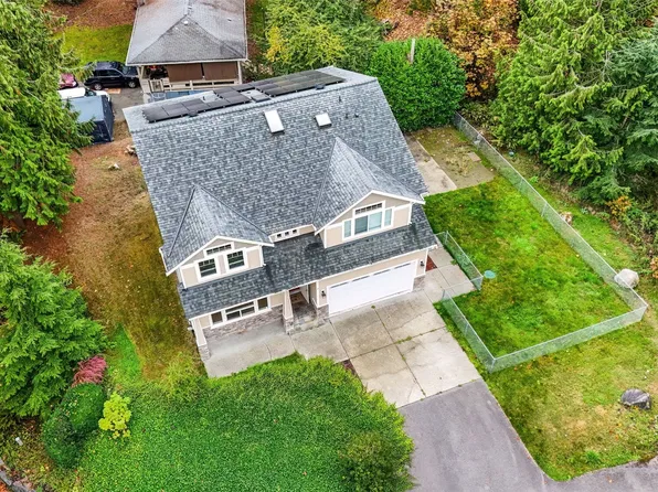 1568 Puget Drive E, Port Orchard, WA 98366