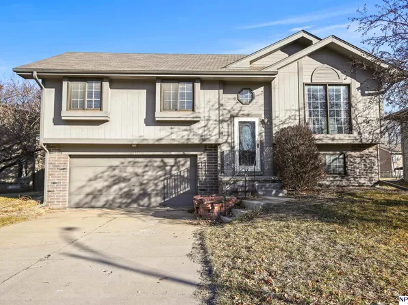 15532 Margo St, La Vista, NE 68138