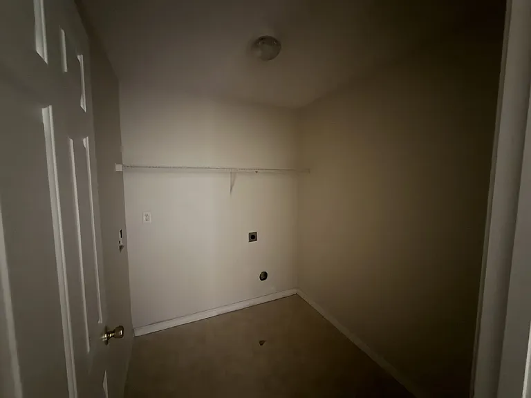 101 Hall St #212 — Photo 5