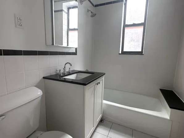110 Bennett Avenue 6A image 8 of 8