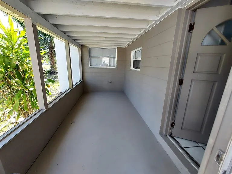 312 Olive St — Photo 3
