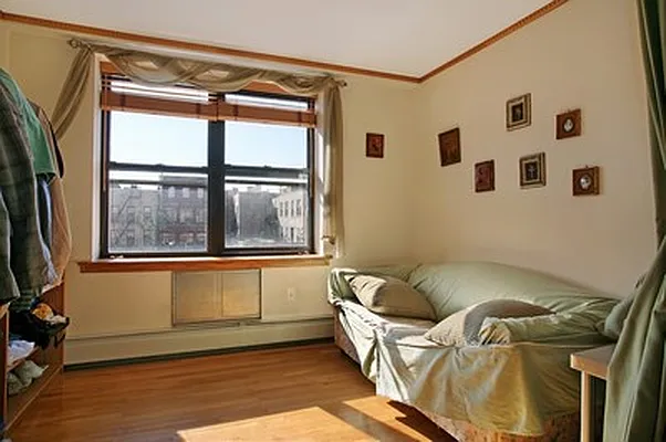 Sold by Citi Habitats | media 5