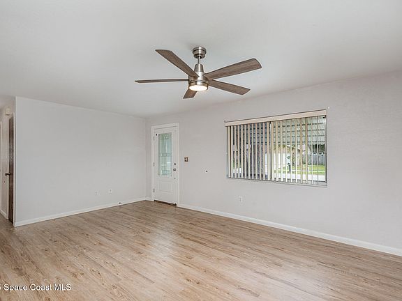 5th image of 912 Tennessee St