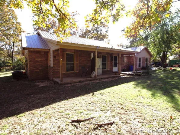453725 E 1000th Rd, Vian, OK 74962
