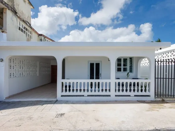 Calle San Rafael #18, Luquillo, PR 00773