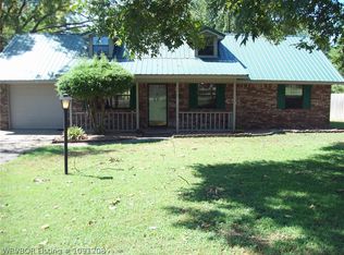 803 W McIlroy St, Ozark, AR 72949