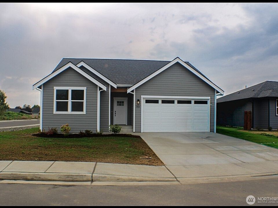 1st image of 701 E 6th street