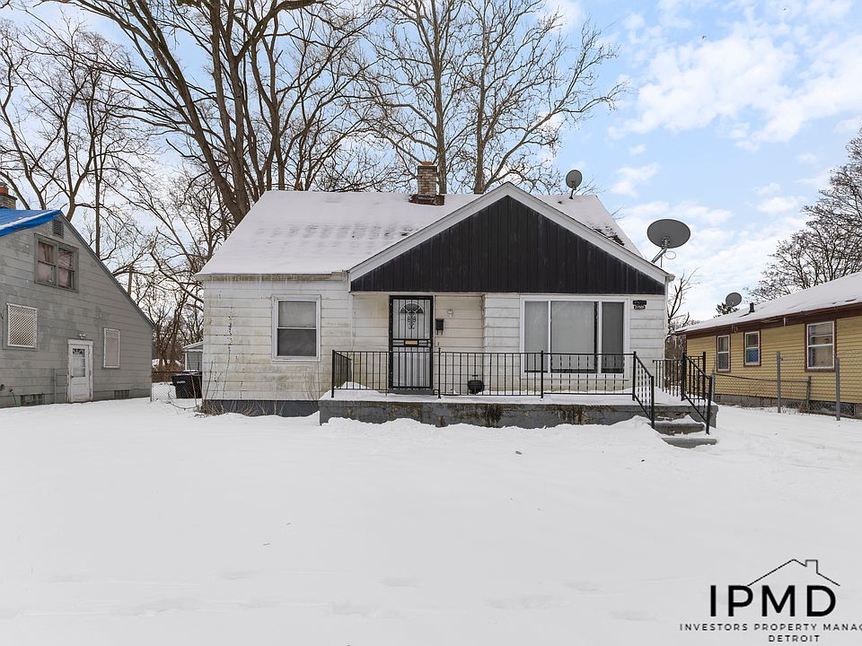 1st image of 21501 Margareta St