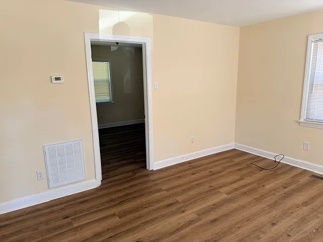 4401 Mountain Dr — Photo 7