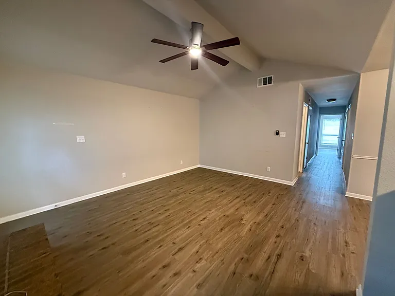 2516 Howellwood Way #B — Photo 14