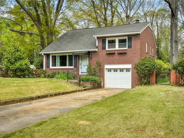 211 Forest Hill Dr, Anderson, SC 29621