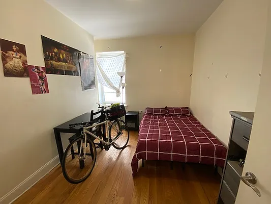 Rented by Mdays Realty | media 22