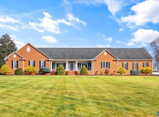 1266 Hermitage Rd, Waynesboro, VA 22980