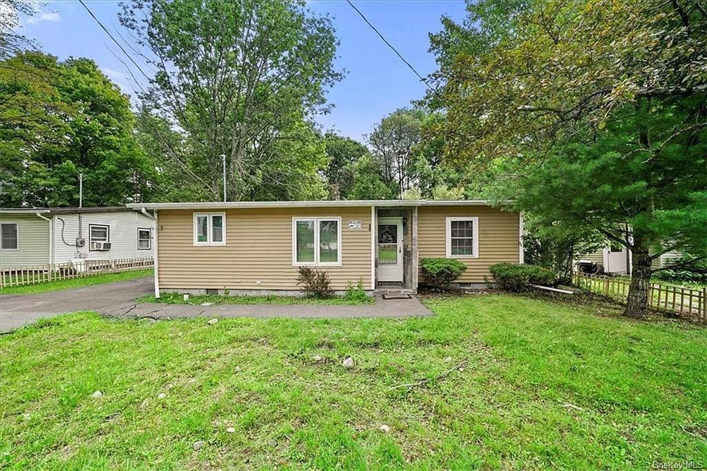 145 Park Avenue, Monticello, NY 12701 Zillow