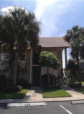1st image of 5660 Fairway Park Dr APT 204
