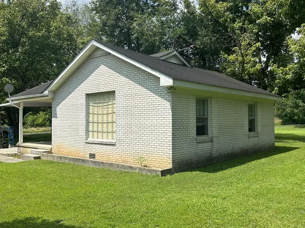 1055 Elmore Town Rd, Baxter, TN 38544