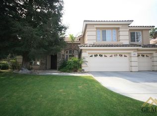 10901 Rockridge Way, Bakersfield, CA 93311
