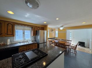 67 Clarendon Ave, Cambridge, MA 02140