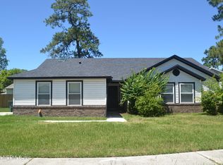190 Annandale Dr E, Jacksonville, FL 32225