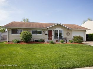407 Murphy Dr, Romeoville, IL 60446