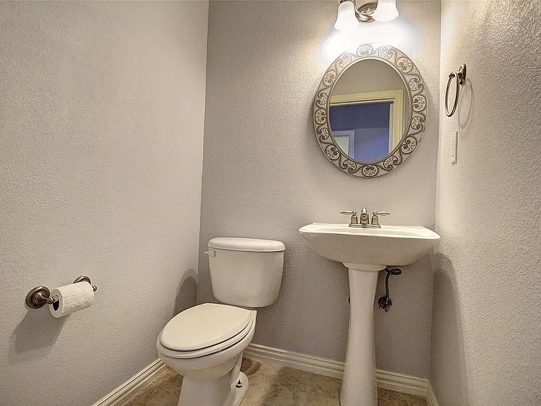 8017 Caladium Dr — Photo 9
