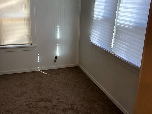 5th image of 1103 Peace St
