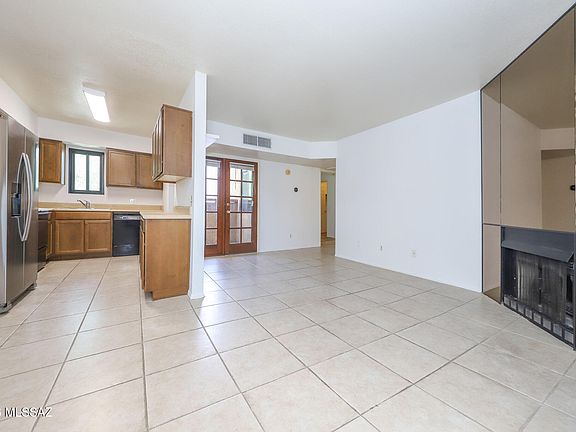 5th image of 3690 N Country Club Rd APT 1040