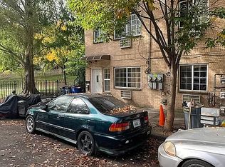 10111 Strong Ave, Corona, NY 11368